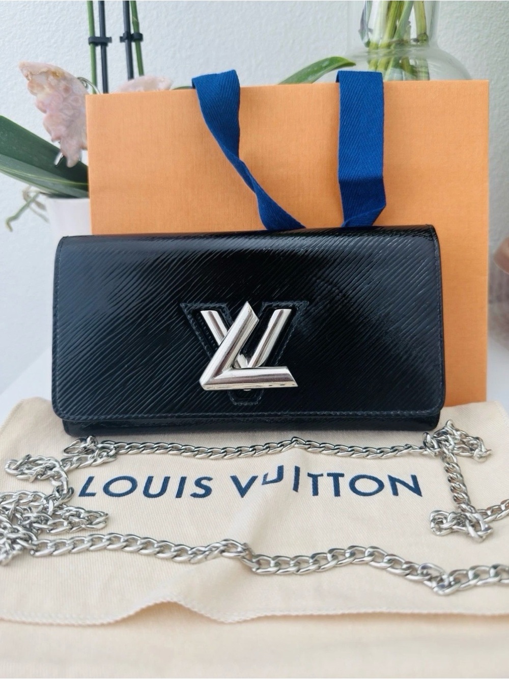 Louis Vuitton Black Electric Epi Twist Wallet LV Dust-bag - Picture 11 of 14